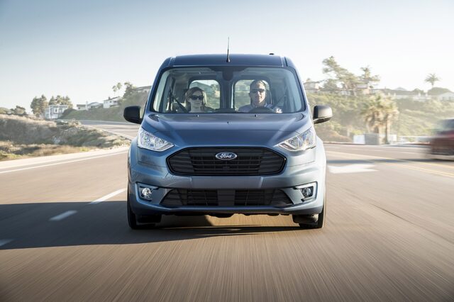 2019 Ford Transit Connect Wagon 1.jpg