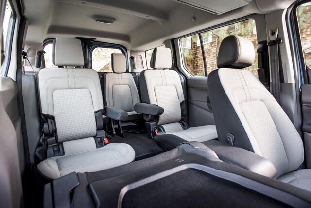 2019 Ford Transit Connect Wagon 9.jpg