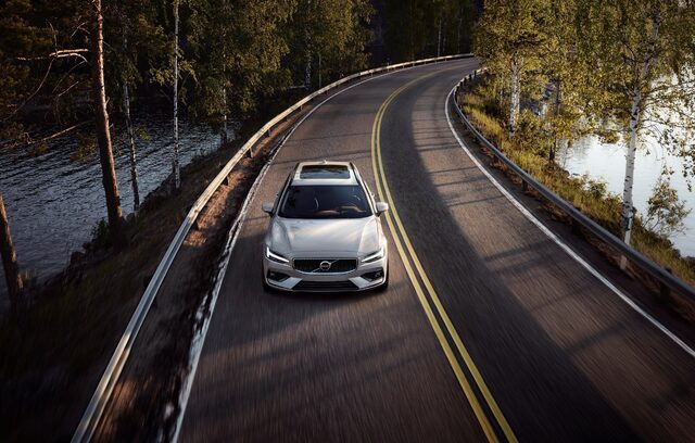 2019 Volvo V60 6.jpg