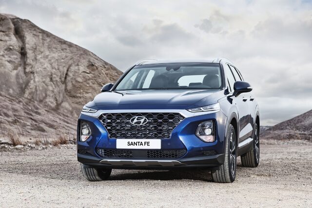 2019 Hyundai Santa Fe 3.jpg