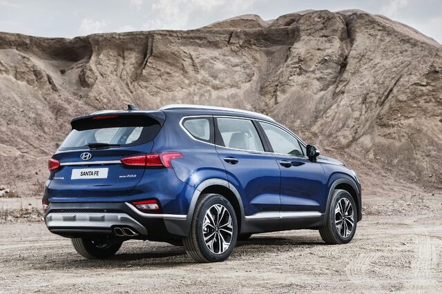 2019 Hyundai Santa Fe 5.jpg