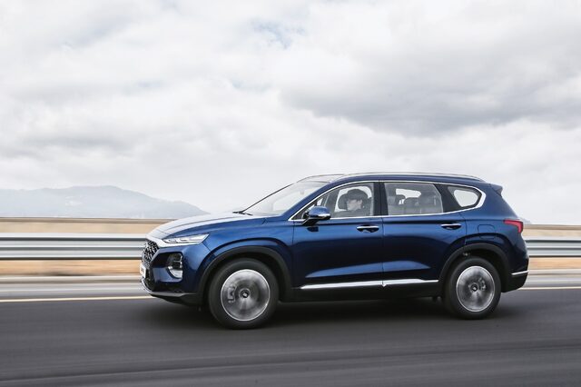 2019 Hyundai Santa Fe 8.jpg