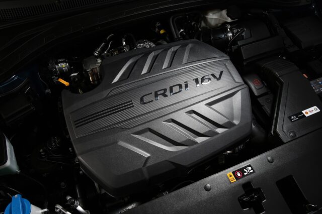 2019 Hyundai Santa Fe CRDi 16V Diesel Engine Bay