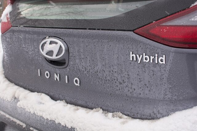 2017 Hyundai Ioniq SEL Hybrid Rear Badge Close-Up