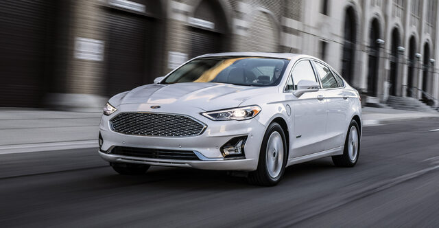 19FordFusion_09_HR.jpg