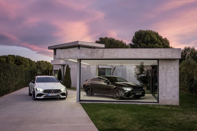 2019 Mercedes-AMG GT 4-Door Coupe 2.jpg
