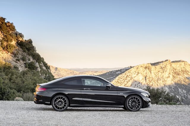2019 Mercedes-AMG C 43 Coupe 2.jpg
