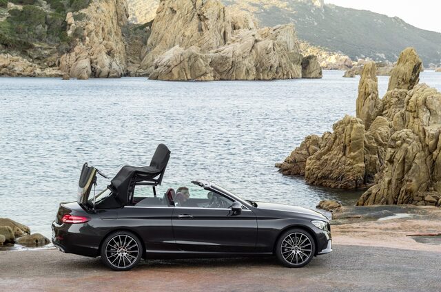 2019 Mercedes-Benz C 300 Cabriolet 4.jpg
