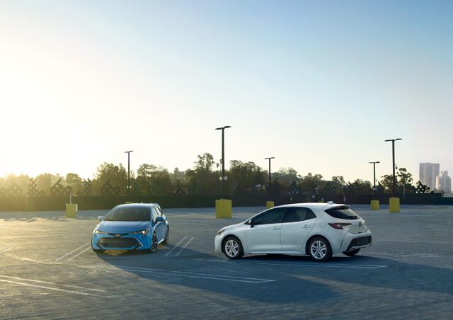 2019 Toyota Corolla Hatchback SE Two Colors in Parking Lot