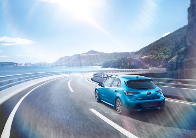 2019 Toyota Corolla Hatchback SE Exterior Rear Three-Quarter Action Shot