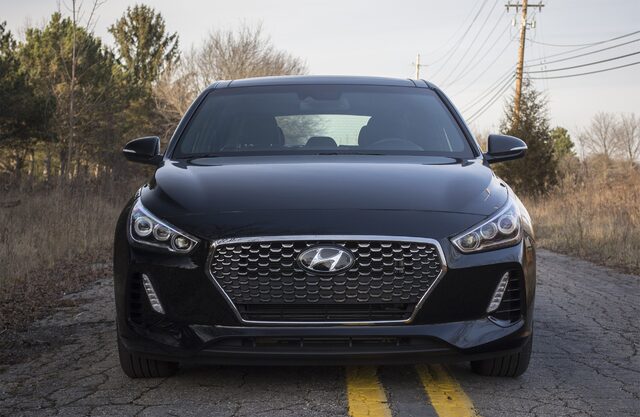 2018 Hyundai Elantra GT Sport front view