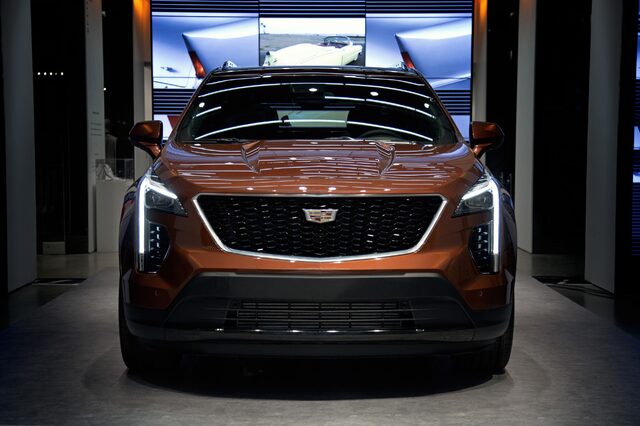 2019 Cadillac XT4 10.jpg