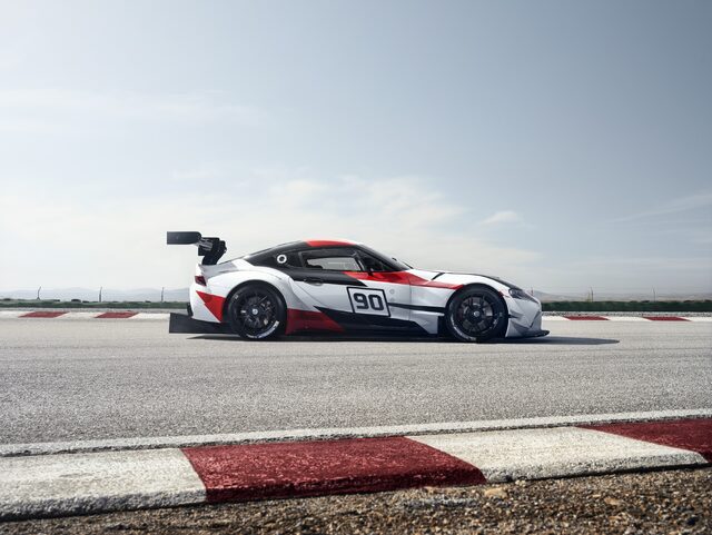 GR_Supra_Racing_Concept_Track_04_CFADD64383B470428371DD116D75C6910025EF9B.JPG