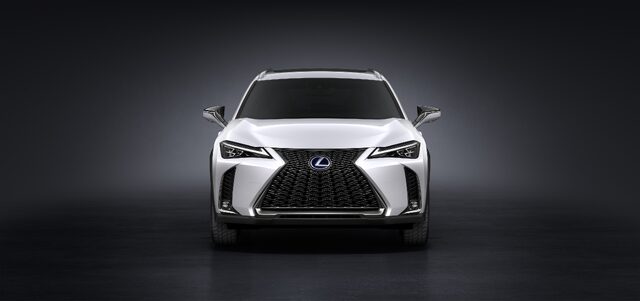 Lexus_UX_Crossover_2018_Geneva_01_7C1262C739347FE833611988962D1C93851D39E8.jpg
