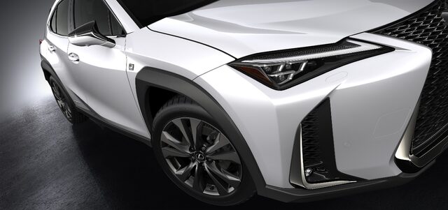 Lexus_UX_Crossover_2018_Geneva_14_FCD199CB3EF9E081B039A07148DA6464E83A9AD5.jpg
