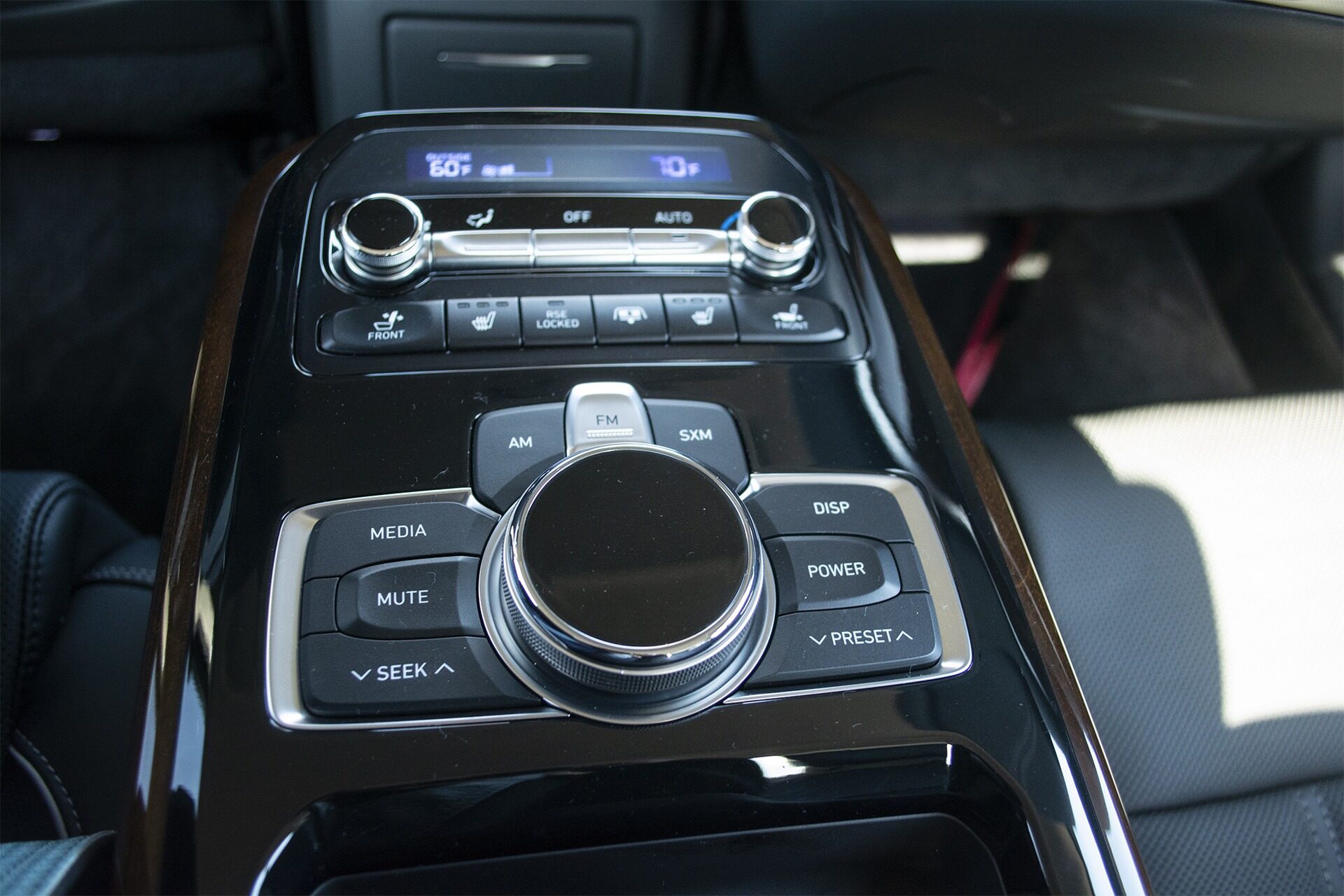 Review: 2019 Genesis G90 3.3T Premium