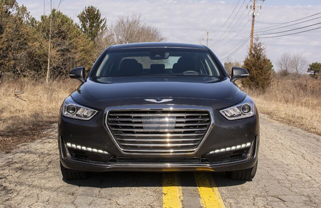 2018 Genesis G90 3.3T Premium — Front View, Dark Gray