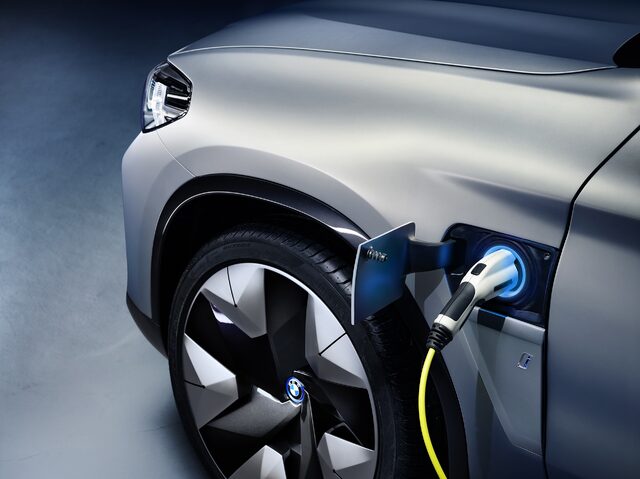 BMW Concept iX3 7.jpg