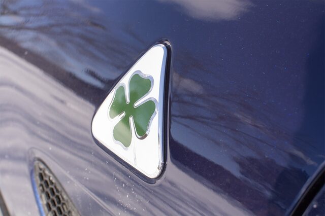 2017 Alfa Romeo Giulia Quadrifoglio Four-Leaf Clover Fender Badge