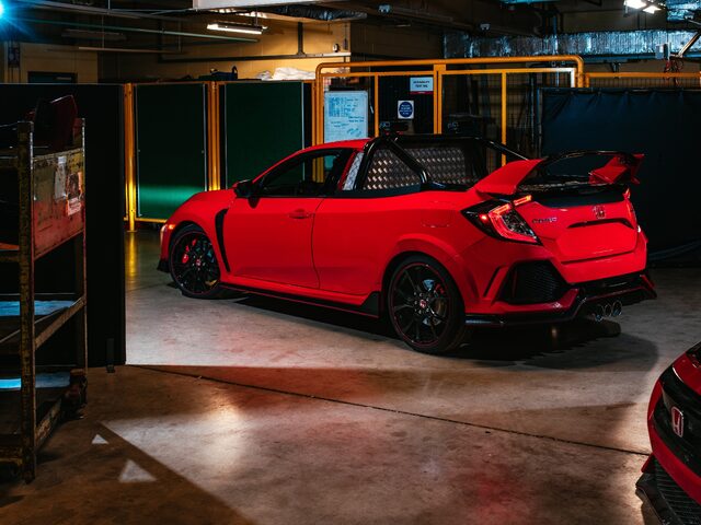 131560_Honda_Reveals_Civic_Type_R_Pickup_Truck_concept.jpg