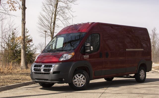 2018 Ram ProMaster 2500 Cargo Van 4.jpg