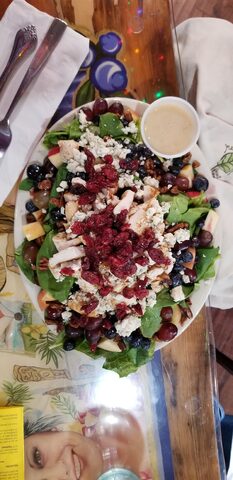 Grilled Chicken Berry Salad