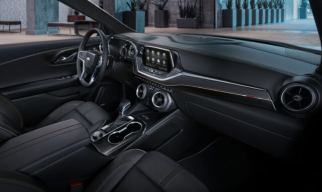 2019-Chevrolet-Blazer-006.jpg