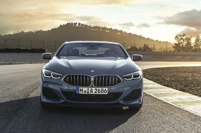 2019 BMW M850i xDrive front view