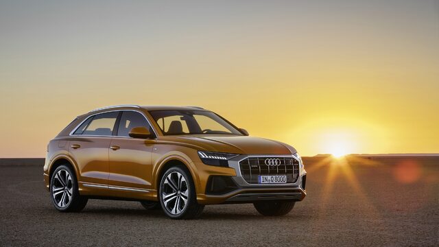 2019 Audi Q8 2.jpg