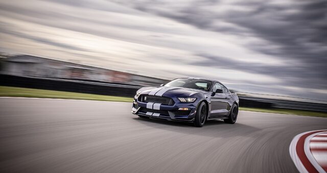 ShelbyGT350_03_HR.jpg