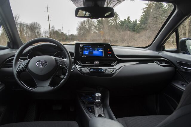 2018 Toyota C-HR XLE Premium 9.jpg