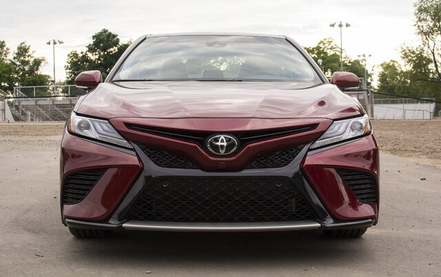 2018 Toyota Camry XSE Front View