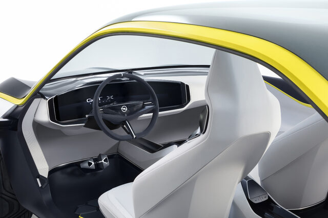 Opel-GT-X-Experimental-504107.jpg