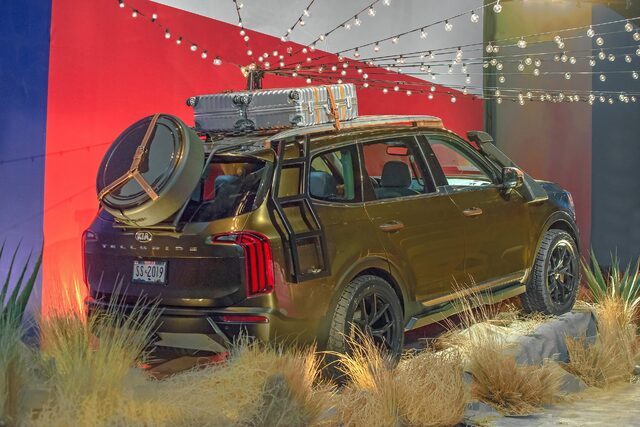 2020 Kia Telluride SX Olive Rear Three-Quarter New York Fashion Week Display
