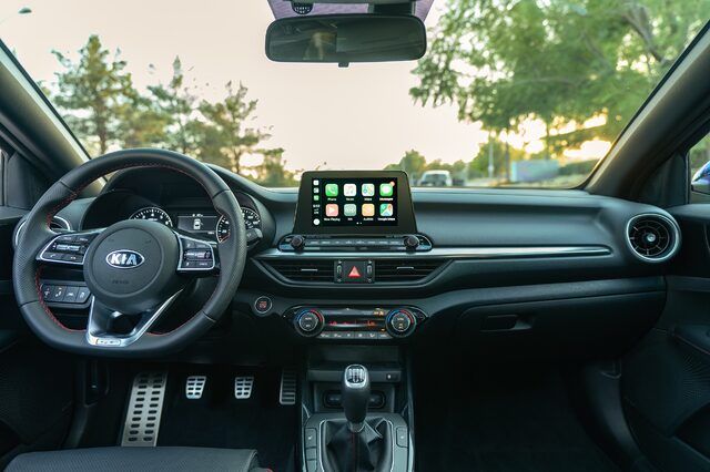 14578_2020_Kia_Forte_GT_Sport_Trims.jpg