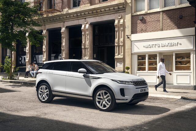 2020 Range Rover Evoque 3.jpg