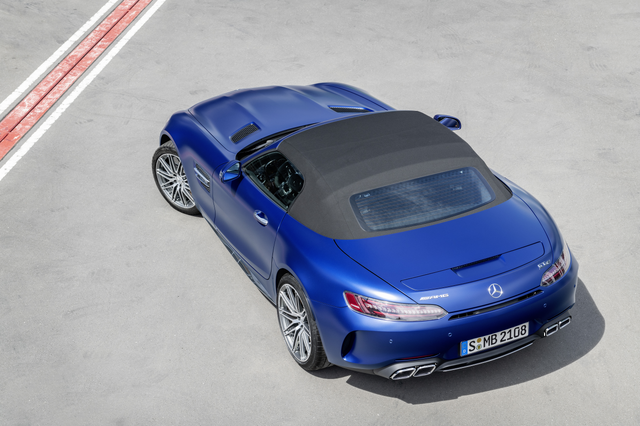 2020 Mercedes Benz AMG GT 019.png