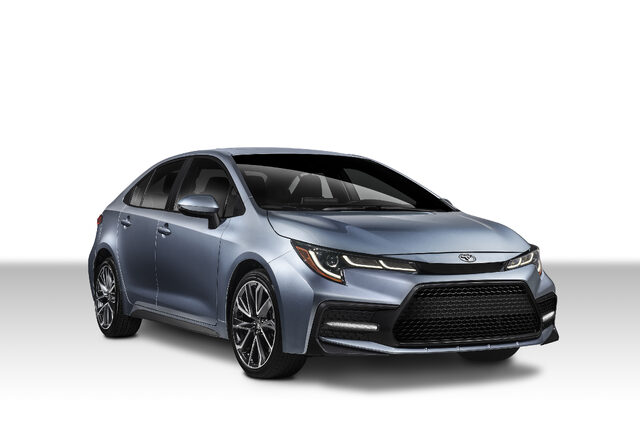 2020 Toyota Corolla XSE Front Three-Quarter View, Silver Blue with Black Roof