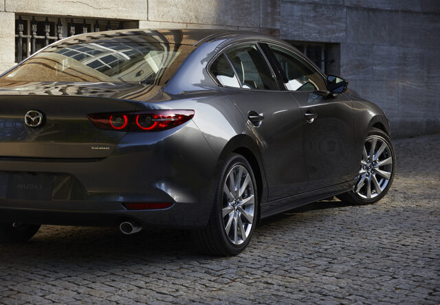 20_Mazda3_SDN_EXT_6.jpg