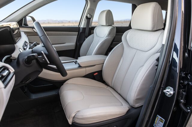 2020 Hyundai Palisade interior [front seats cream leather]