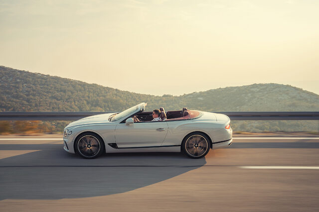 Bentley Continental GT Convertible 11.jpg