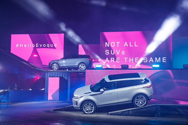 2020 Range Rover Evoque 17.jpg