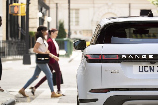 2020 Range Rover Evoque 2.jpg