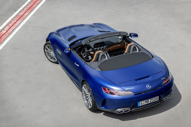 2020 Mercedes Benz AMG GT 018.png