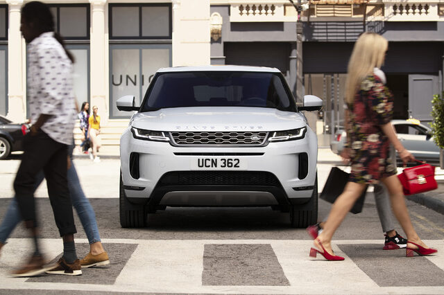 2020 Range Rover Evoque 1.jpg