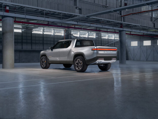 C.-Rivian_R1T_Rear_View-1024x768.jpg