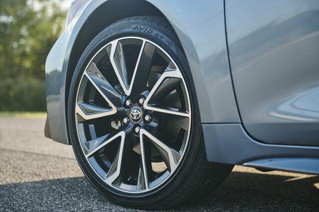 2020 Toyota Corolla XSE 18-Inch Alloy Wheel Close-Up, 10-Spoke Machined Finish