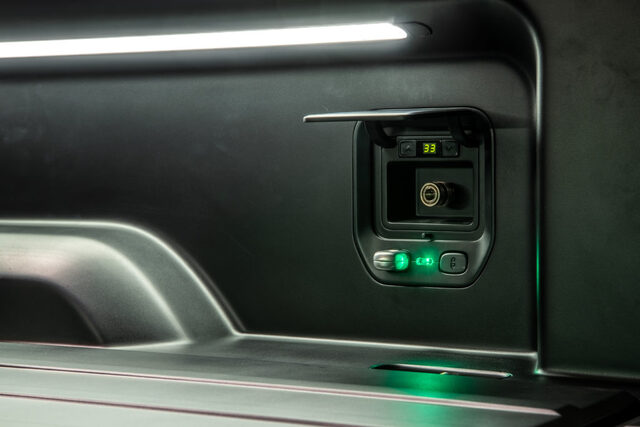 F.-Rivian-R1T_Bed_Compressed_Air_and_Gear_Guard-1024x684.jpg