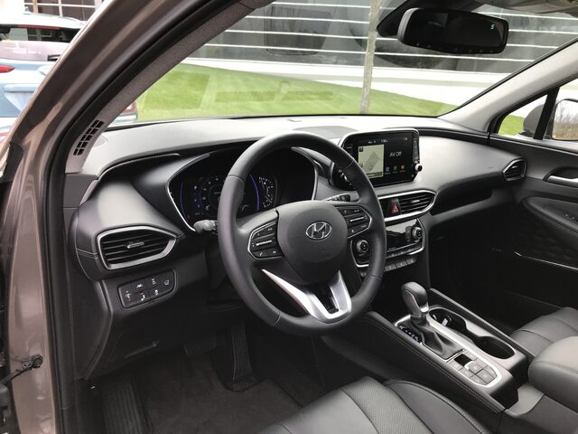 2019 Hyundai Santa Fe interior dashboard and cockpit