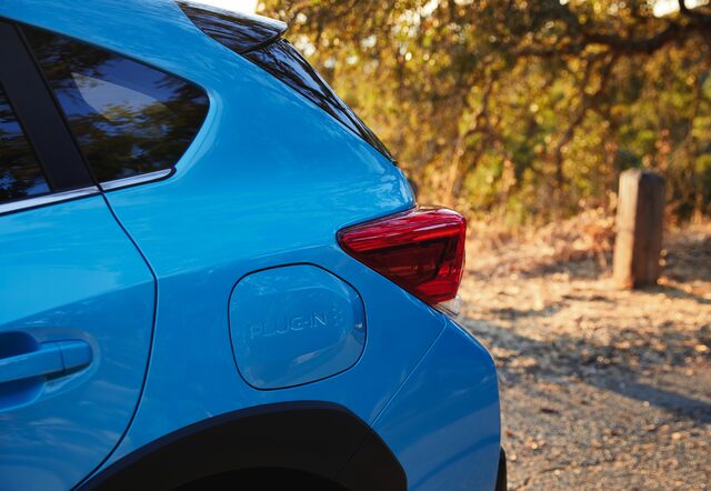 12._2019_Crosstrek_Hybrid.jpg